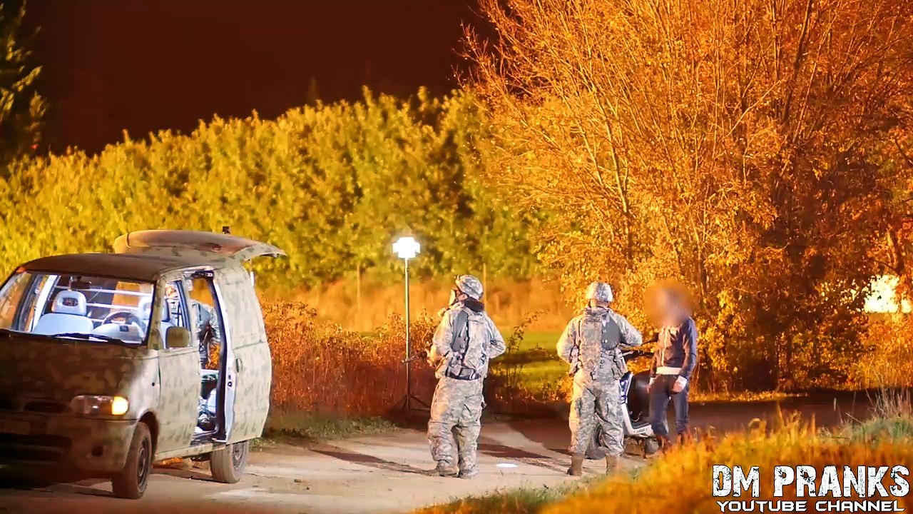 Alien Invasion Scare Prank!