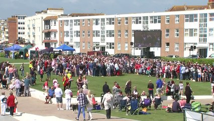 Street parties celebrate Harry and Meghan's wedding