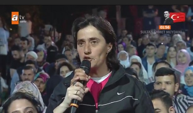 Kadın İzleyiciden Nihat Hatipoğlu'na Sordu: Bayanlardan Hoşlanıyorum, Ne Yapayım