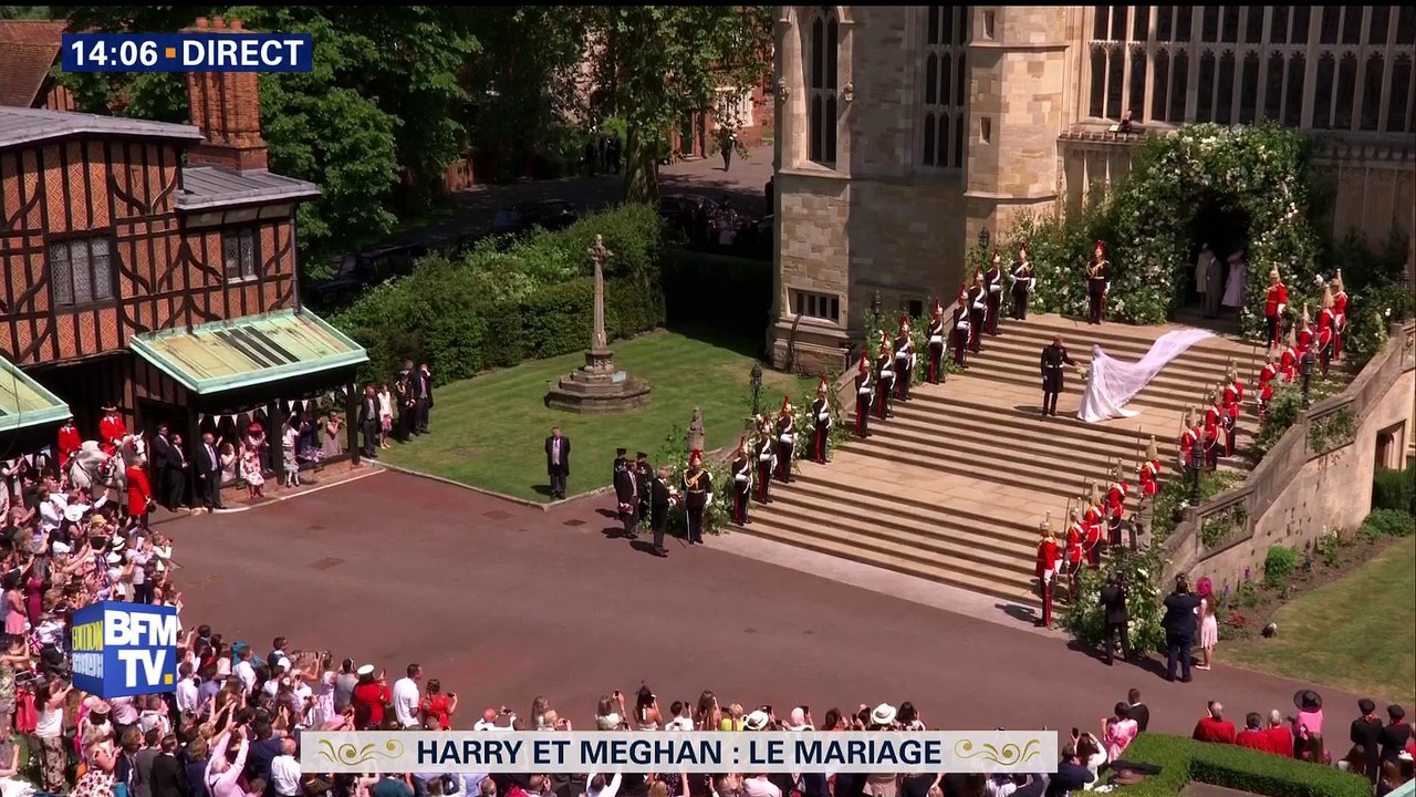 Mariage princier: la parade des jeunes mariés en calèche dans la ville de Windsor