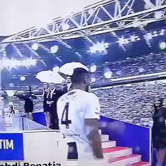 بالفيديو ..لقطة محرجة للعميد مهدي بنعطية في إيطاليا والسبب فتاة