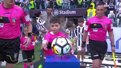 Le magnifique tifo des supporters pour Gianluigi Buffon