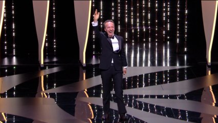 Roberto Benigni fait son show pour remettre le prix d'interprétation masculine - Cannes 2018