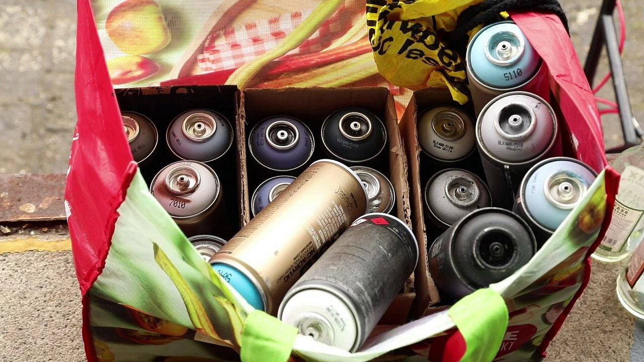 'Berlin Mural Fest': Nackenstarre garantiert