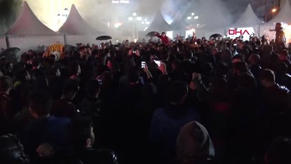 Galatasaraylı Taraftarlar, Erzurum'da Sokağa Döküldü