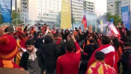 Gurbetçiler şampiyonluğu kutladı - ROTTERDAM