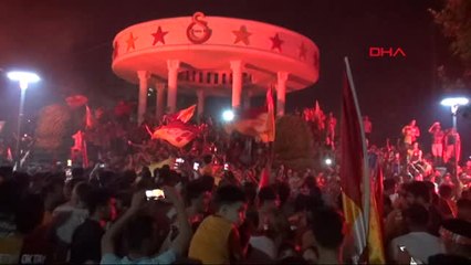 Galatasaraylılar Mersin'de Şampiyonluğu Kutladı