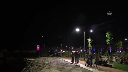 Led Işıklarla Dev Türk Bayrağı