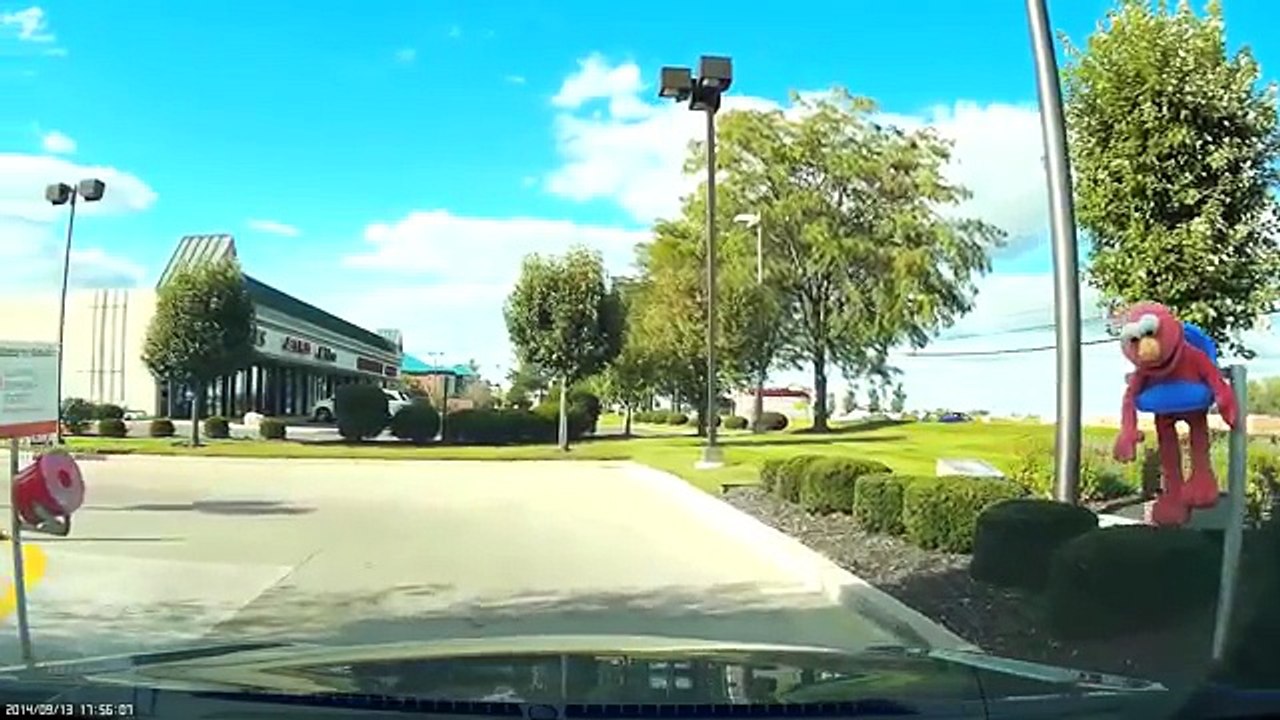 Going through Mikes Car Wash (Crew Car Wash)