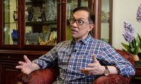 Setelah Bebas, Anwar Ibrahim Berkunjung ke Indonesia