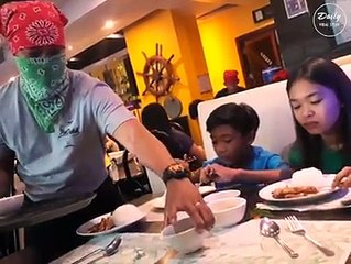 Father surprise his children after one year of long gone