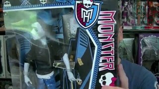 Monster High Invisi Billy Doll Review and Unboxing