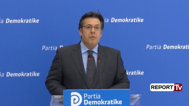 Report TV - Xhafaj , Edi Paloka fton më 26 maj qytetarët në protestë për largimin e Ramës