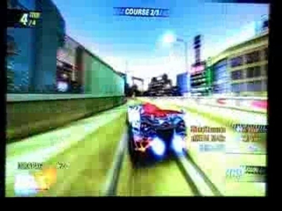 Jump double derapage et saut en virage