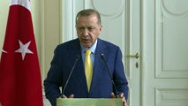 Cumhurbaşkanı Erdoğan: 'FETÖ'nün Bosna Hersek'teki yapılanmasının da karşılıklı çabalarla kısa zamanda sonlandırılmasını bekliyoruz' - SARAYBOSNA