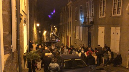 Déambulation nocturne dans la Haute-Ville lors de Pierres en lumières