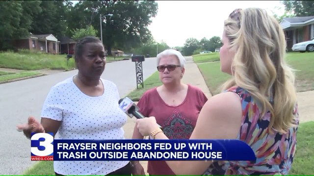 Tennessee Neighborhood Fed Up with Smelly Trash Piled in Front of Abandoned House