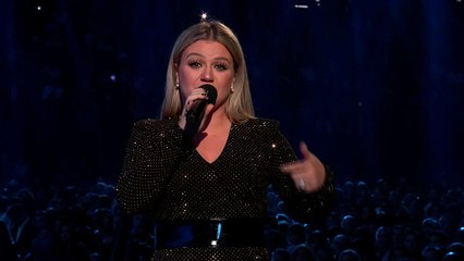 'I'm sick of moments of silence': Kelly opens  Awards with demand for a 'moment of change'