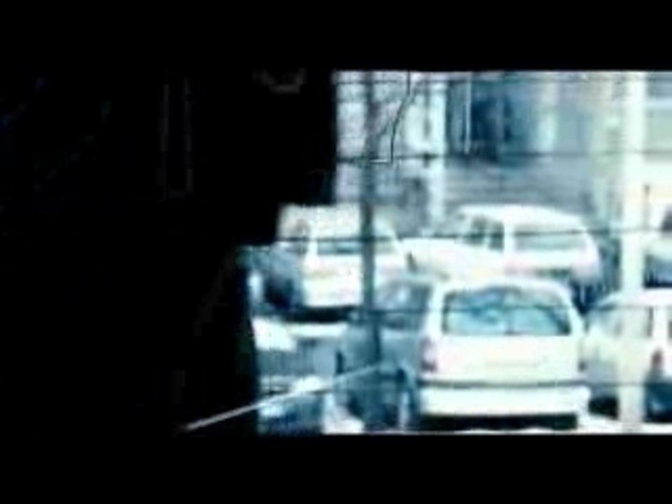 Boldog új élet - Trailer