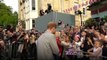 Royal wedding: Harry greets fans, Meghan arrives at hotel - BBC News