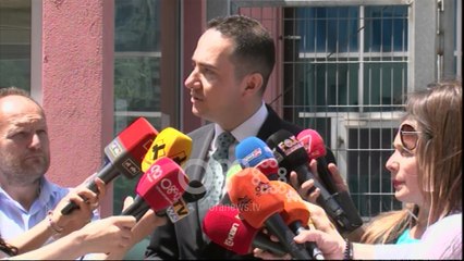 Ora News - Detaje nga përgjimet e tjera: "Për 10 kile drogë mos më hajde, unë flas për 100 e sipër"