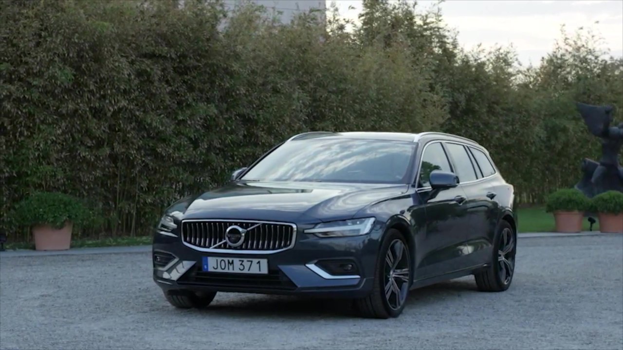 New Volvo V60 D4 Inscription Denim Blue Design
