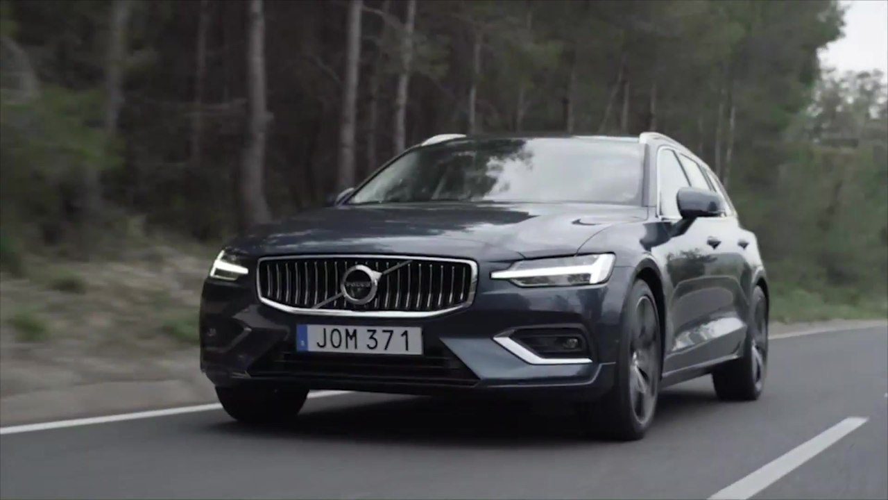 New Volvo V60 D4 Inscription Denim Blue Driving Video