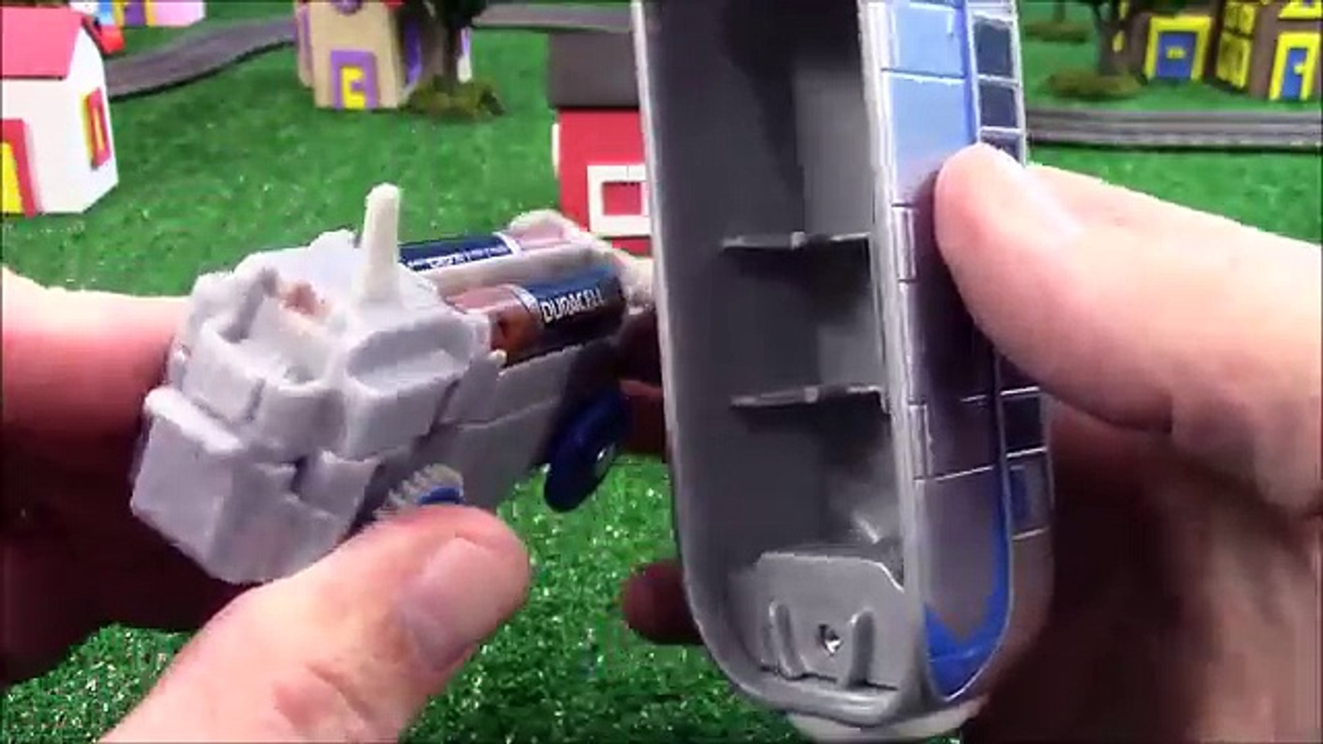 hugo trackmaster train