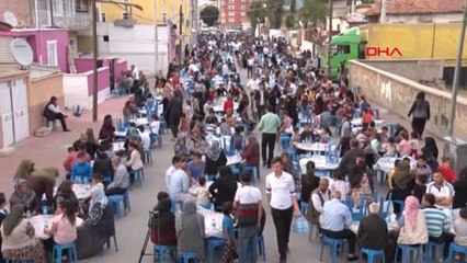 Konya'da Belediyenin İftarında, 200 Kişi Zehirlendiği Şüphesiyle Hastaneye Kaldırıldı
