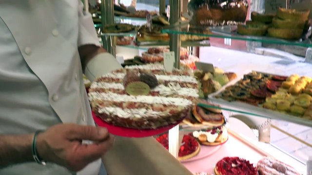 Alpes-de-Haute-Provence : le boulanger à du boulot sur la planche en ce jour férié grâce au colombier de la pentecôte