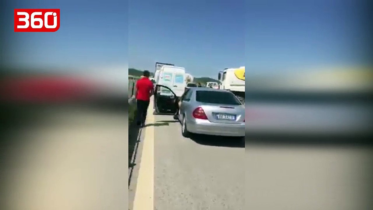 Bllokohet qarkullimi i automjeteve në aksin Levan-Vlorë (360video)