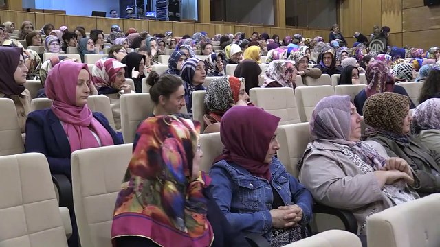 Okur yazarlık sevincini cübbe giyerek yaşadılar - RİZE