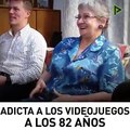 #Viral Una abuela argentina de 82 años se volvió viral después de que su nieto publicara videos de ella jugando con su consola de videojuegos.