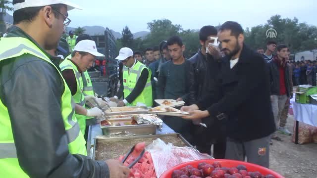 Tika'dan Afganistan'da Yetimlere İftar