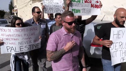 Filistinlilerden ABD'li heyete 'yumurtalı ve ayakkabılı' protesto - BEYTÜLLAHİM