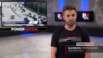 Pickup Takes Out Interstate Lights Like It’s Nothing