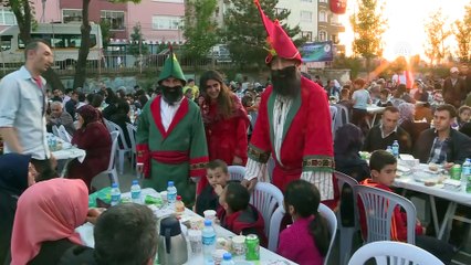 Bakan Soylu iftarda vatandaşlarla buluştu - ANKARA