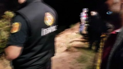 Artvin'de kayıp şahıslar derede aranıyor