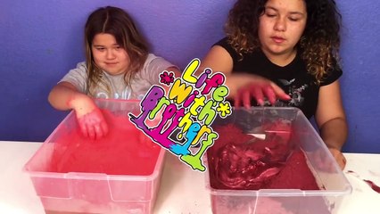 MIXING 700 GRAMS OF PIGMENT INTO 2 GALLONS OF CLEAR SLIME - COLORING GIANT CLEAR SLIMES WITH PIGMENT