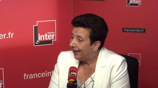 Frédérique Vidal : Que cette jeune femme soit voilée, c'est son droit le plus strict. C'est à l'Unef de définir qui l'Unef choisit pour la représenter
