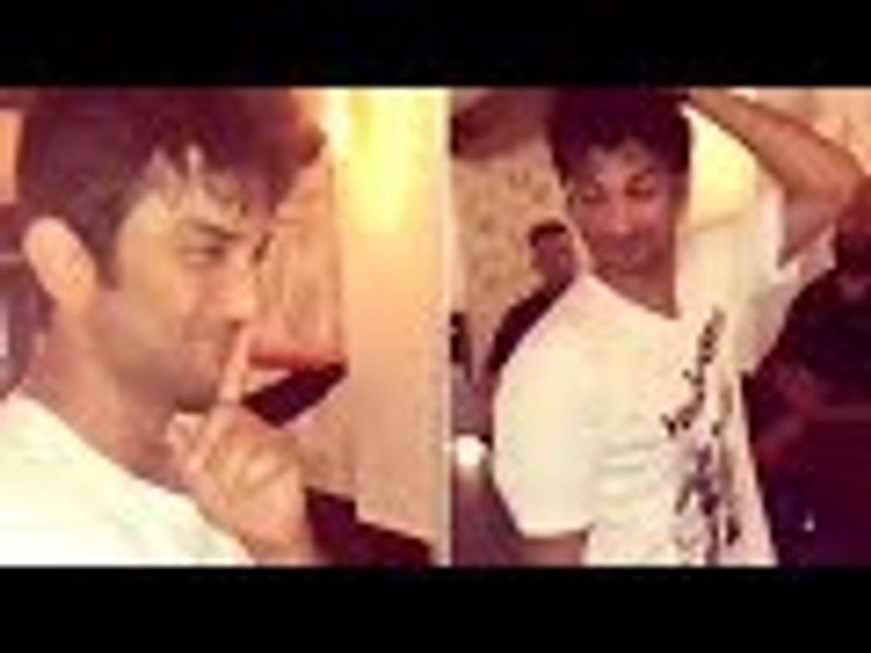 Drunk Sushant Singh Rajput Dance With Shraddha Kapoor At Stree Bash | Bollywood Buzz