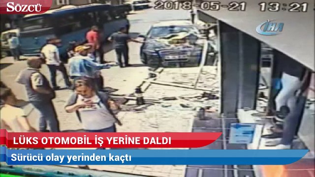 Sarıyer’de kontrolden çıkan lüks otomobil iş yerine daldı