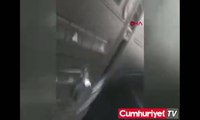 Taksici dehşeti kamerada: Kadın yolcuyu dışarı attı