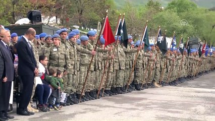 Şehitler için tören düzenlendi - HAKKARİ