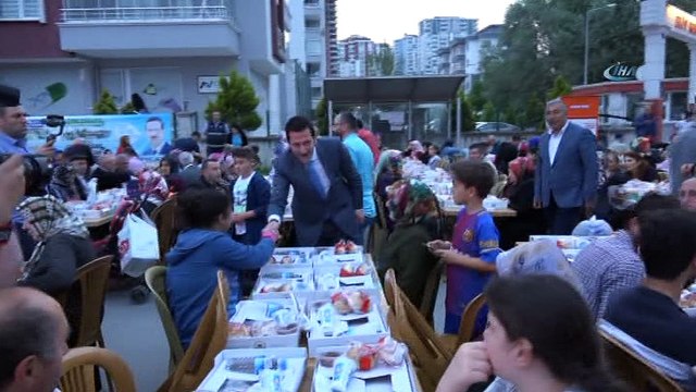 İlkadım Belediyesi'nden 3 bin kişilik iftar yemeği