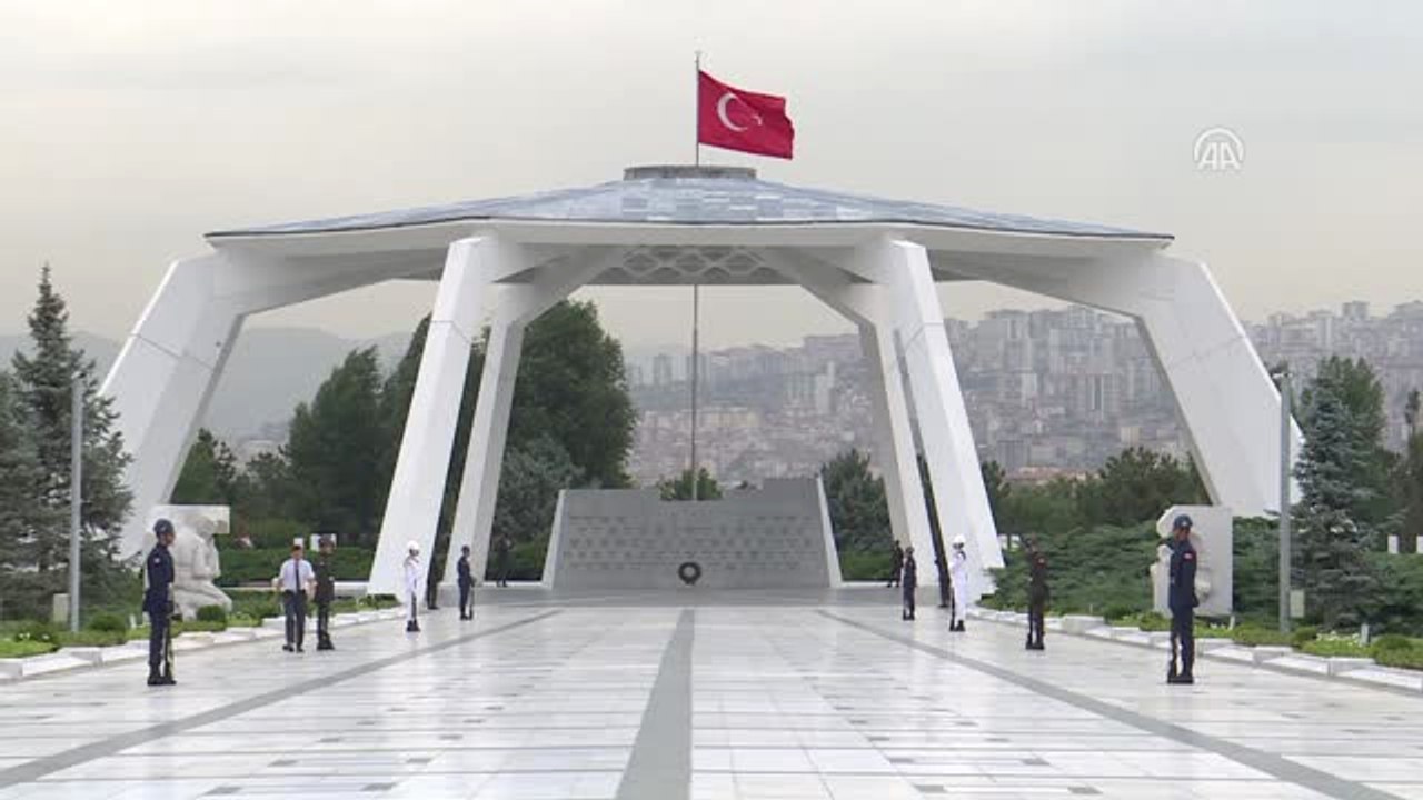 5. Cumhurbaşkanı Cevdet Sunay Mezarı Başında Anıldı