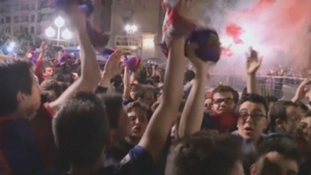 Huesca se echa a la calle para festejar un histórico ascenso a Primera ...