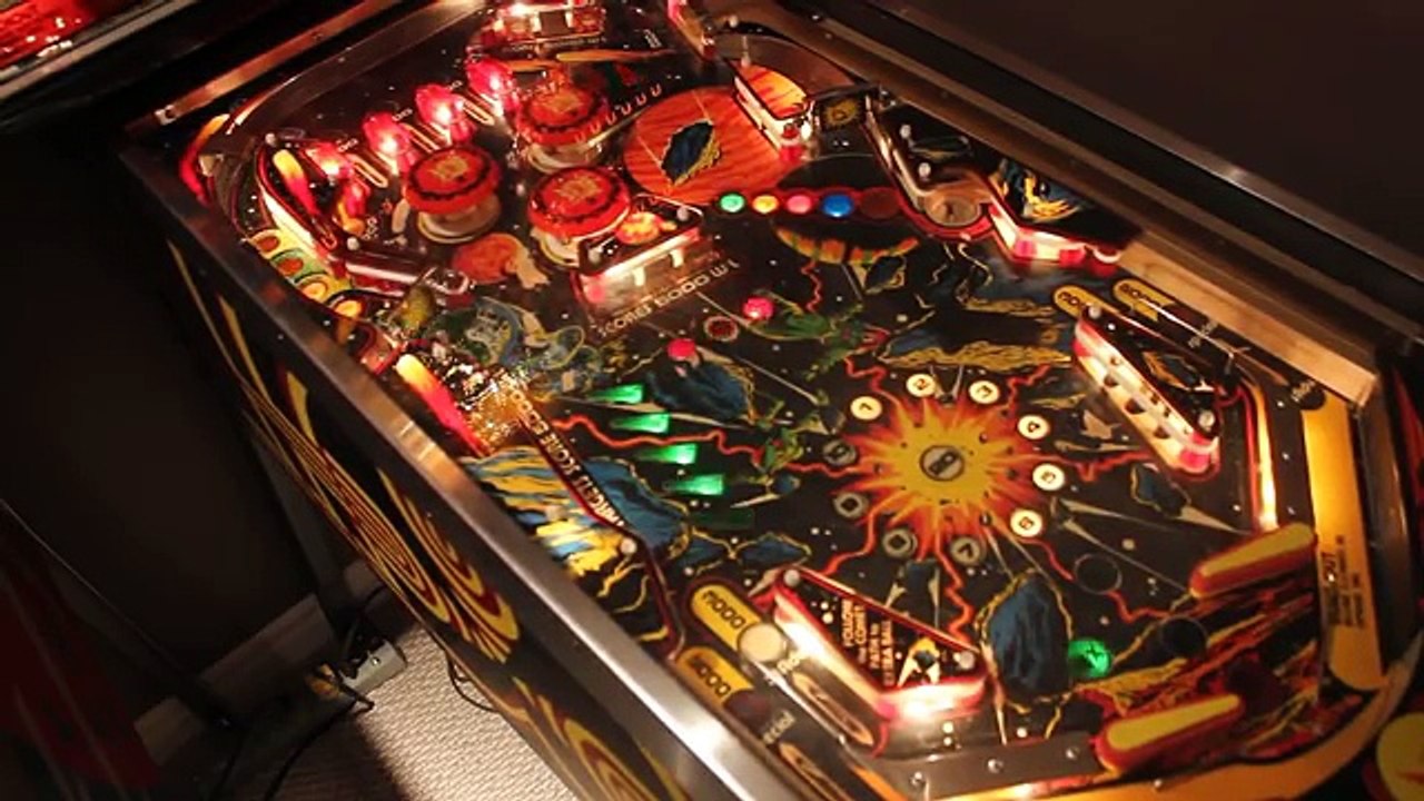 1980 Williams BLACKOUT pinball machine
