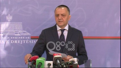 Ora News - Pallatet e braktisura, Lame-ndërtuesve: Do ndërmerren masa ekstreme, keni 1 javë kohë