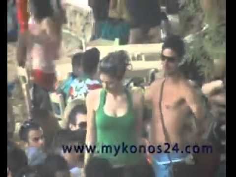 Super Paradise Beach Party Students June 2009